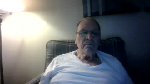 Snapshot of willnedoher chatting on 02.27.25 Willhedoher online show from 02.27.25