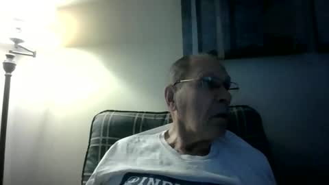 Snapshot of willnedoher chatting on 05.02.26 Willhedoher online show from 05.02.26