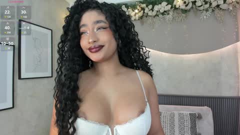 Snapshot of willow_hendrix chatting on 12.28.24 Ms Willow online show from 12.28.24