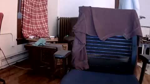 willydogg83 online show from 10.25.25