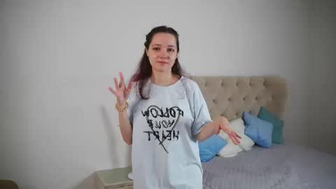 for u Alise online show from 09.17.25