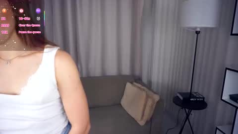 Snapshot of wiloneellett chatting on 10.25.25 My name is Mia online show from 10.25.25