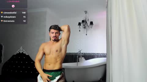 WilsonJules online show from 10.04.25