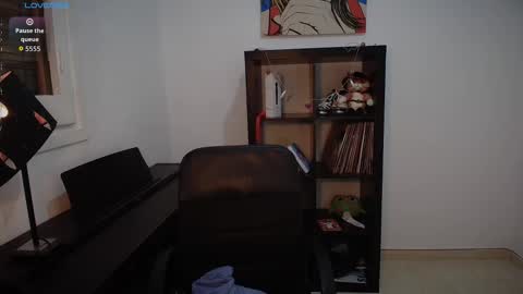 Sara online show from 10.19.25