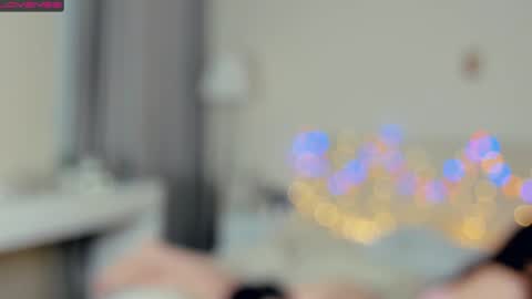 Amalia and Mia online show from 12.28.24