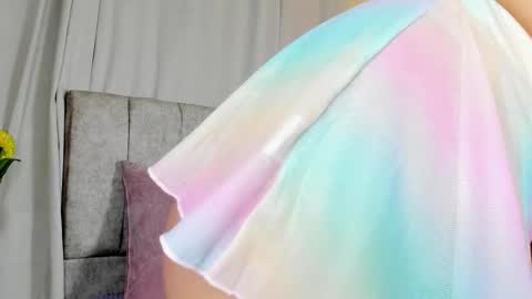 Snapshot of wini_fer chatting on 09.30.25 Wini Fer online show from 09.30.25