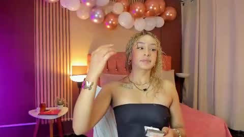 Wini Fer online show from 07.16.26