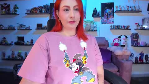 Snapshot of winnyvell chatting on 02.26.25 winnyvell online show from 02.26.25