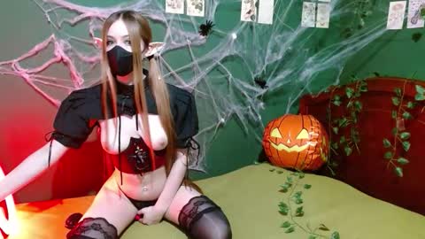 Winter online show from 10.18.25