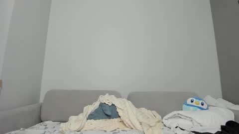 Asylai but you can call me Aila online show from 09.18.25