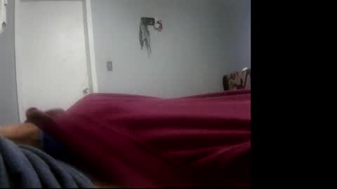 Snapshot of wisheyeknew2 chatting on 10.21.25 wisheyeknew2 online show from 10.21.25