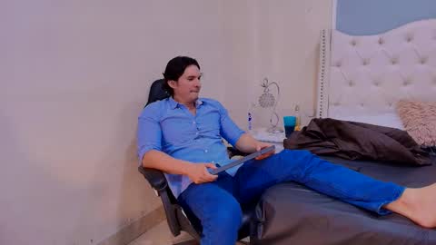 Wiston online show from 03.04.26