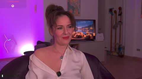 Witch in Silk online show from 10.25.25