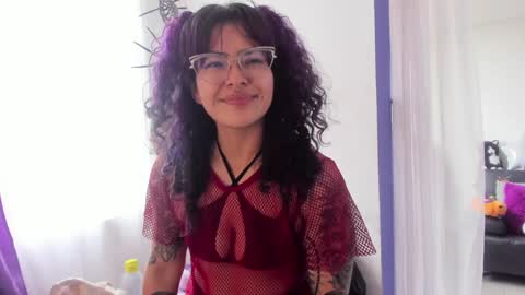     Luna Violeta  A r t i s t  online show from 01.07.25