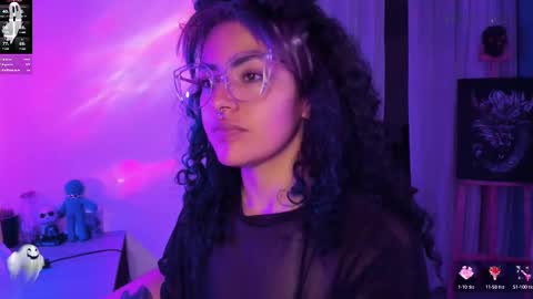     Luna Violeta  A r t i s t  online show from 02.24.25