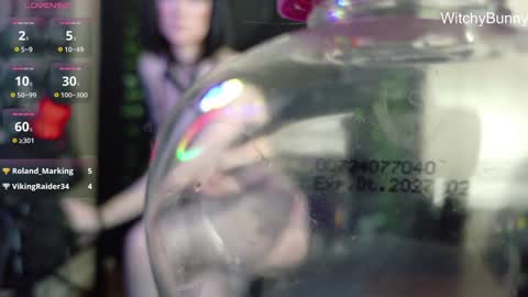 Snapshot of witchybunny chatting on 01.09.25 Amanda online show from 01.09.25