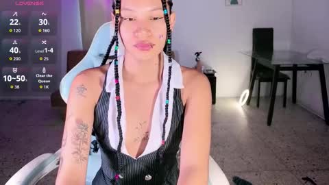 Snapshot of with_me1 chatting on 10.19.25 with_me1 online show from 10.19.25