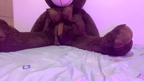 Snapshot of wizycandy_1 chatting on 01.25.25 Wiz and Candy online show from 01.25.25