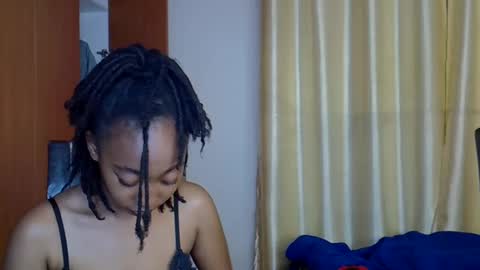 girlie o online show from 02.10.25