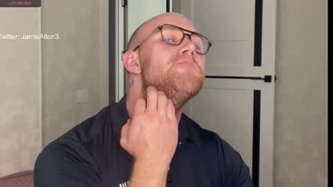 Wlademar online show from 10.24.25