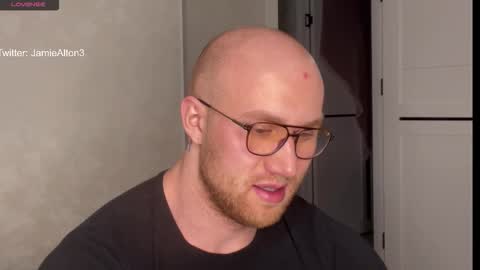 Snapshot of wlademarbergs chatting on 11.11.25 Wlademar online show from 11.11.25