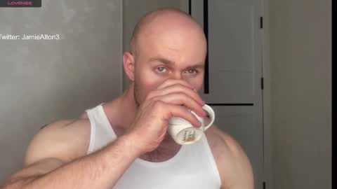 Snapshot of wlademarbergs chatting on 11.28.25 Wlademar online show from 11.28.25