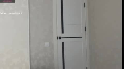 Snapshot of wlademarbergs chatting on 11.30.25 Wlademar online show from 11.30.25