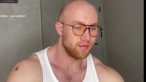 Snapshot of wlademarbergs chatting on 12.01.25 Wlademar online show from 12.01.25