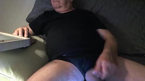 Snapshot of wobbel chatting on 02.28.26 wobbel online show from 02.28.26