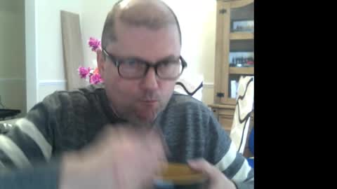 Snapshot of wobble444 chatting on 02.14.25 wobble444 online show from 02.14.25