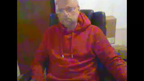 Snapshot of wobble444 chatting on 11.04.25 wobble444 online show from 11.04.25