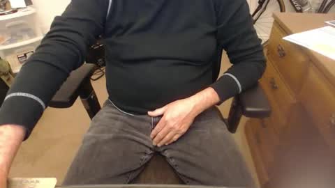 wolfie0717 online show from 11.10.25