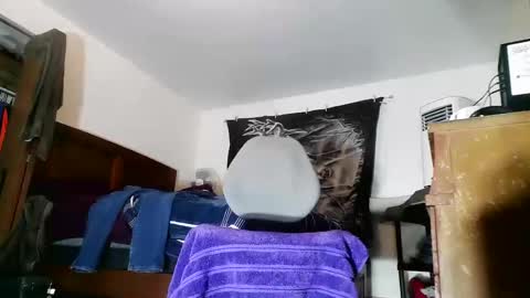 Snapshot of wolfman79 chatting on 10.13.25 wolfman79 online show from 10.13.25