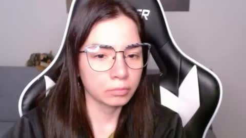 Alex online show from 04.10.26