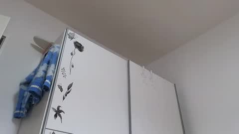 Wondergirl online show from 09.18.25