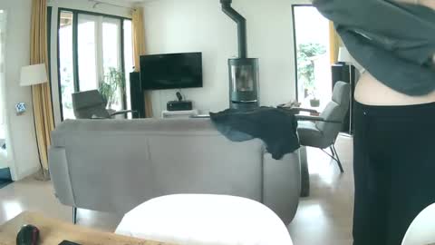 Snapshot of woodwurm chatting on 02.19.25 woodwurm and Snoeske online show from 02.19.25