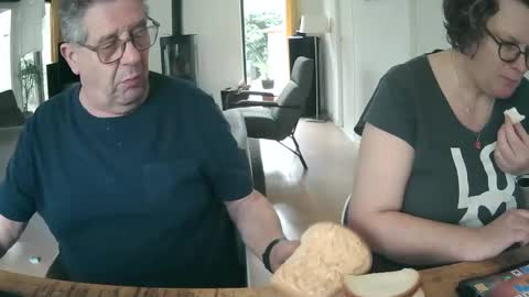 Snapshot of woodwurm chatting on 02.24.25 woodwurm and Snoeske online show from 02.24.25