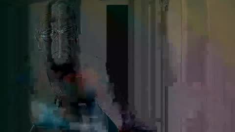 Snapshot of woodwurm chatting on 10.07.25 woodwurm and Snoeske online show from 10.07.25