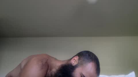 woof_wolf37 online show from 04.18.26