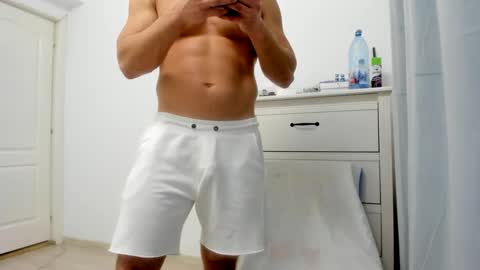 Wolfie online show from 01.08.25