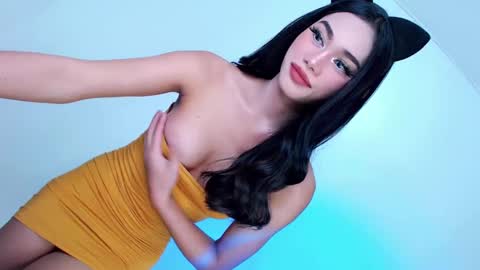 Snapshot of working_girl28 chatting on 02.09.25 kesha online show from 02.09.25