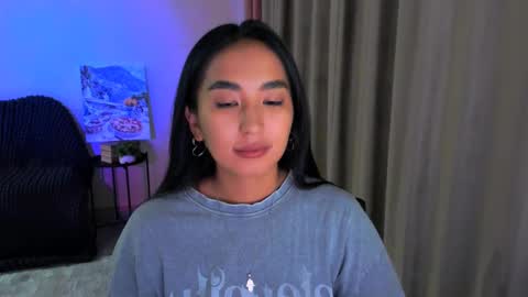Snapshot of worldofkim chatting on 02.21.25 dudetta Kim online show from 02.21.25