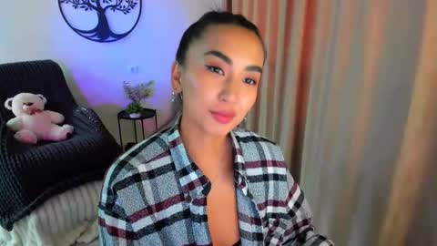 dudetta Kim online show from 09.25.25