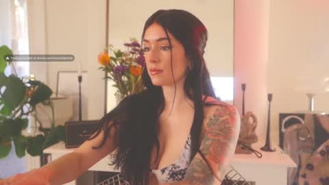 Brielle online show from 12.18.24