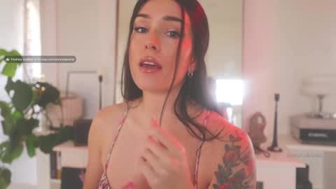 Brielle online show from 01.04.25