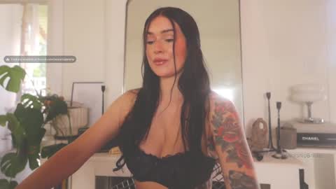 Brielle online show from 03.09.25