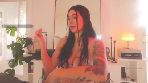 Brielle online show from 03.11.25