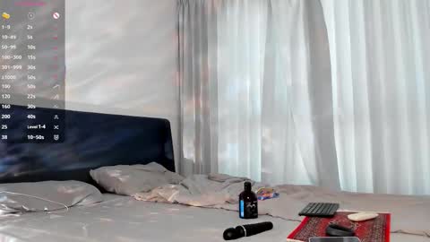 Hey Im Lina See you 12am - 6am GMT  3 online show from 03.12.26