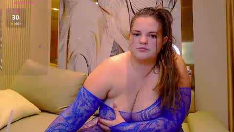 Snapshot of wow_its_kaitlyn chatting on 04.23.26 Kaitlyn xx online show from 04.23.26
