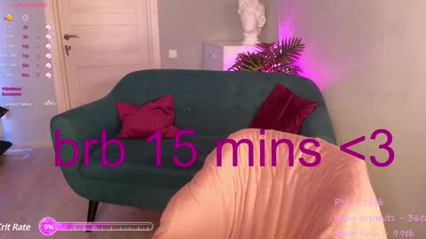 Snapshot of wow_luvng chatting on 12.17.24 Rebecy online show from 12.17.24